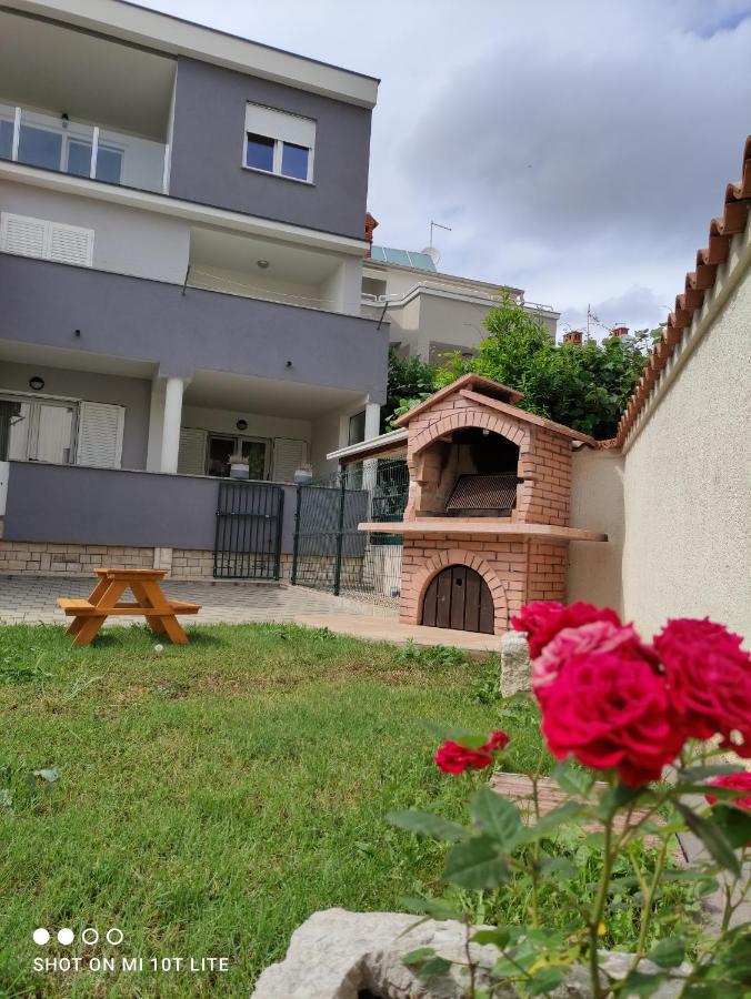 Apartman Marina Veruda Pula Exteriér fotografie